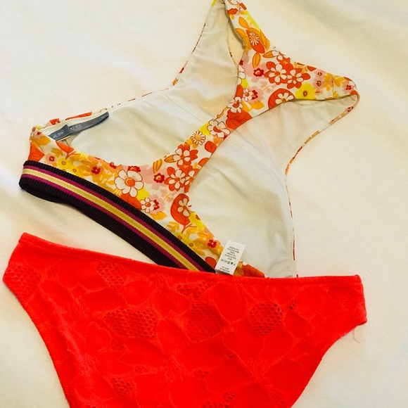 🧡🌺AERIE-ORANGE FLORAL BRIGHT RACERBACK BIKINI TOP🌺🧡 - Picture 6 of 11